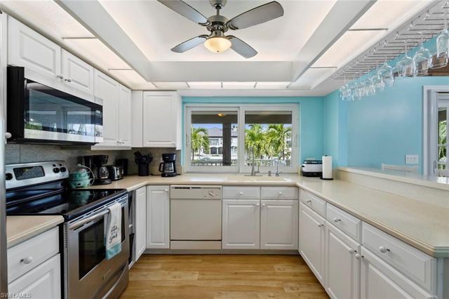 18260 Deep Passage LN, Fort Myers Beach, FL 33931