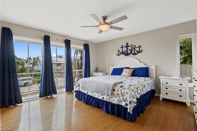 18260 Deep Passage LN, Fort Myers Beach, FL 33931