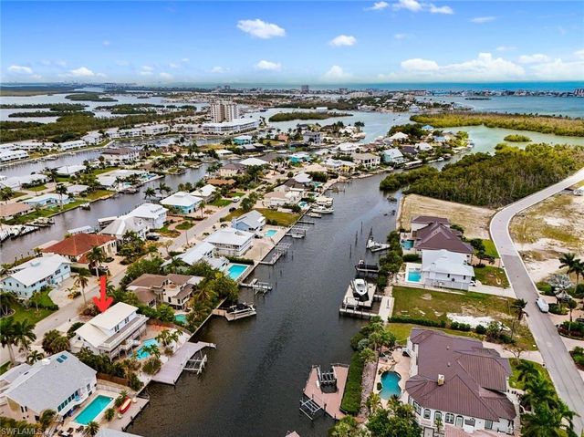 18260 Deep Passage LN, Fort Myers Beach, FL 33931
