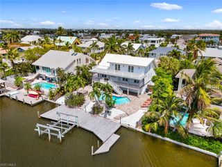 18260 Deep Passage LN, Fort Myers Beach, FL 33931