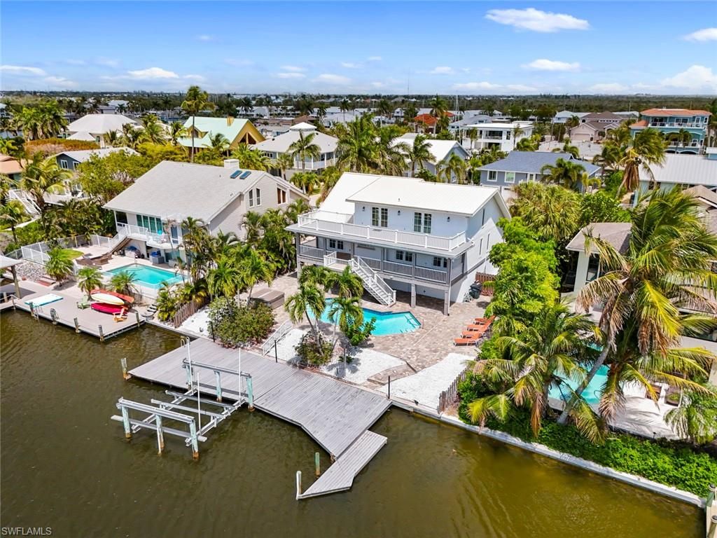 18260 Deep Passage LN, Fort Myers Beach, FL 33931