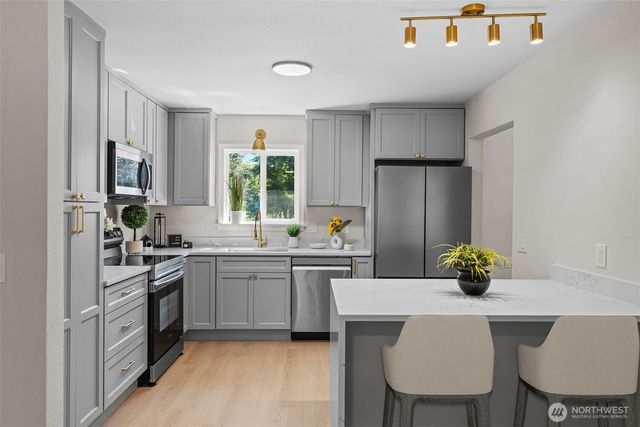 916 Bowker Street SE, Lacey, WA 98503