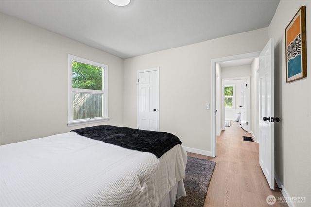 916 Bowker Street SE, Lacey, WA 98503
