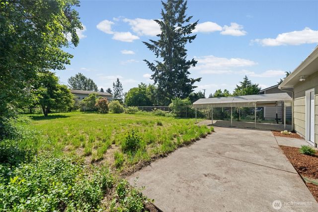 916 Bowker Street SE, Lacey, WA 98503