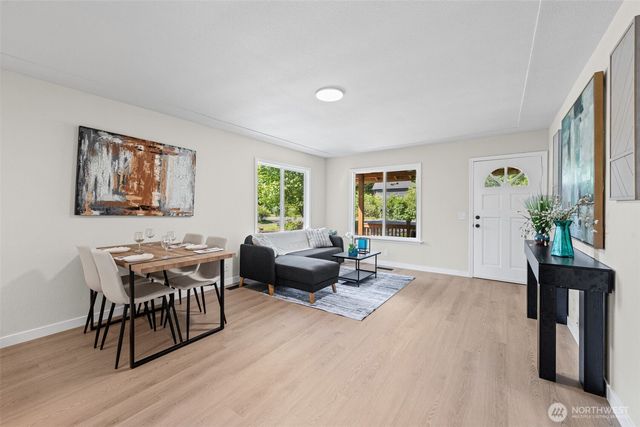 916 Bowker Street SE, Lacey, WA 98503