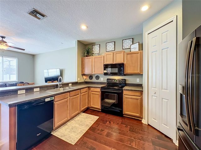 1587 THORNAPPLE LANE, Sanford, FL 32771