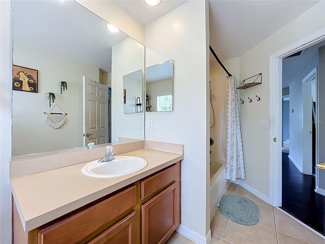 1587 THORNAPPLE LANE, Sanford, FL 32771