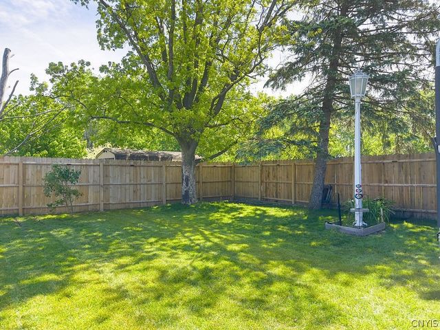 106 Sharon Road, Geddes, NY 13209