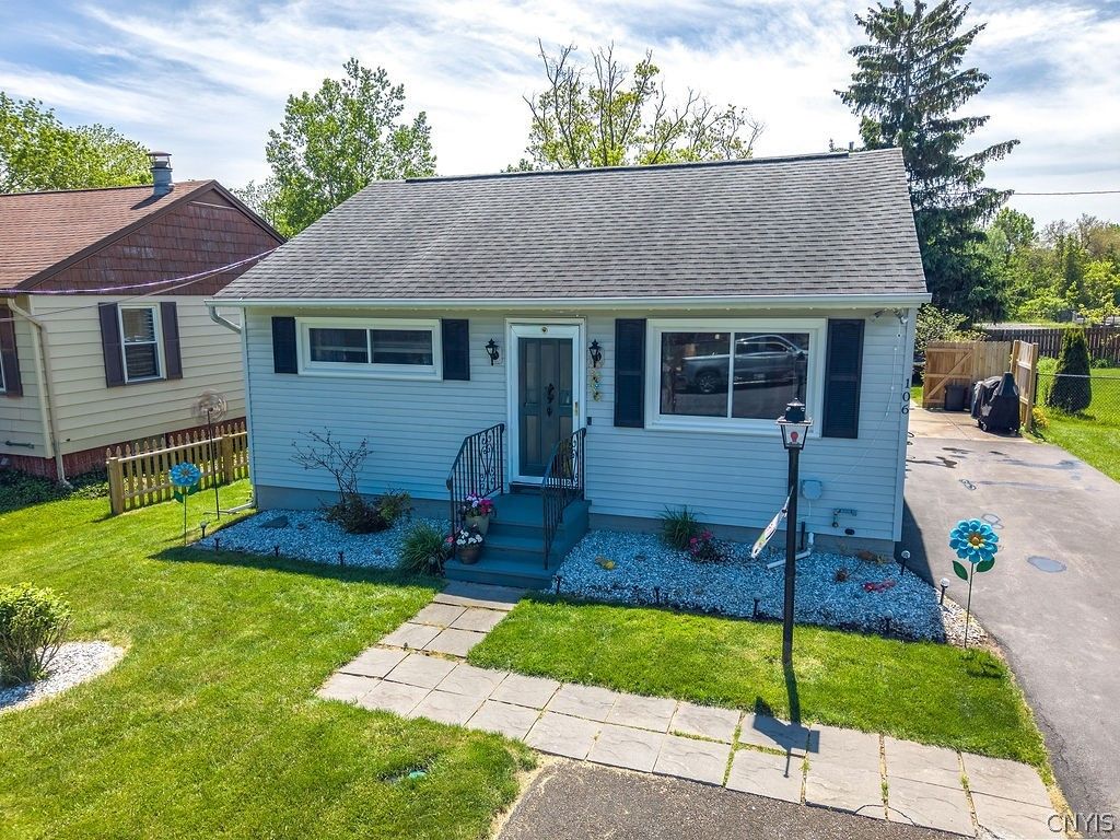 106 Sharon Road, Geddes, NY 13209