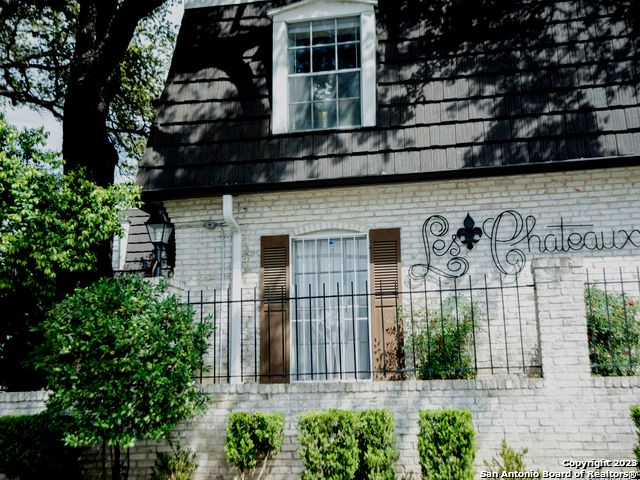 8030 Broadway Apt 102E, San Antonio, TX 78209