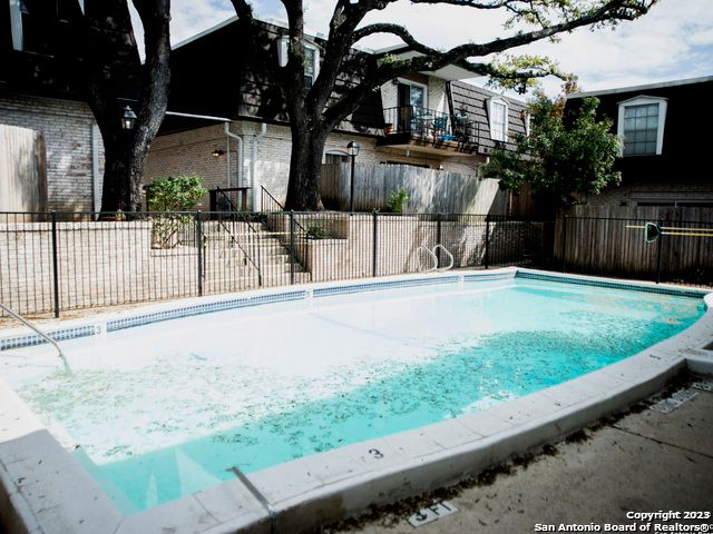 8030 Broadway Apt 102E, San Antonio, TX 78209