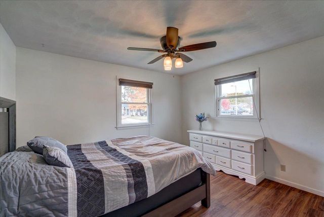 90 E Countryside Drive, Evansville, WI 53536