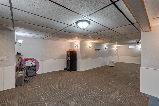 90 E Countryside Drive, Evansville, WI 53536