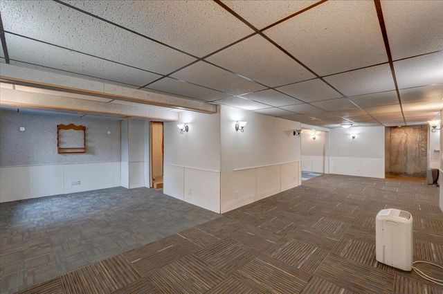 90 E Countryside Drive, Evansville, WI 53536