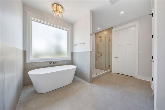 775 Compass Cove CIR, Moneta, VA 24121