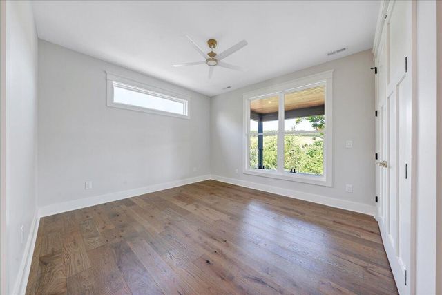 775 Compass Cove CIR, Moneta, VA 24121