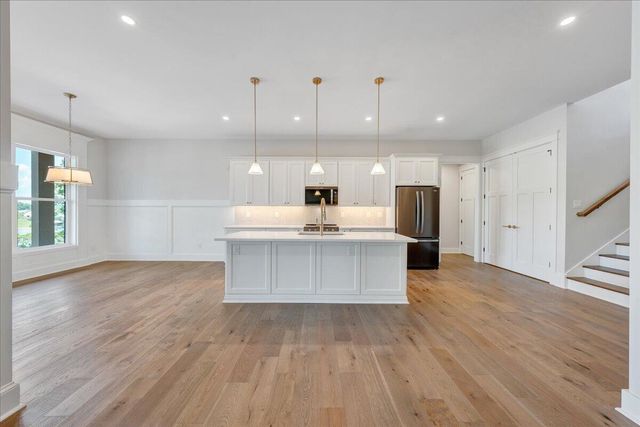 775 Compass Cove CIR, Moneta, VA 24121
