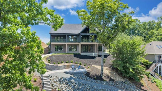 775 Compass Cove CIR, Moneta, VA 24121
