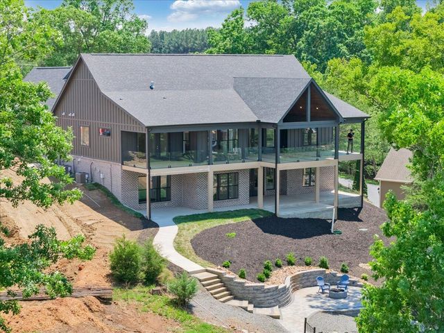 775 Compass Cove CIR, Moneta, VA 24121