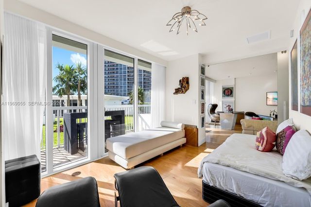 10275 Collins Ave 102, Bal Harbour, FL 33154