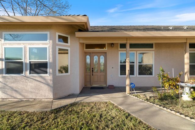 2721 Lock Ave, Sacramento, CA 95822