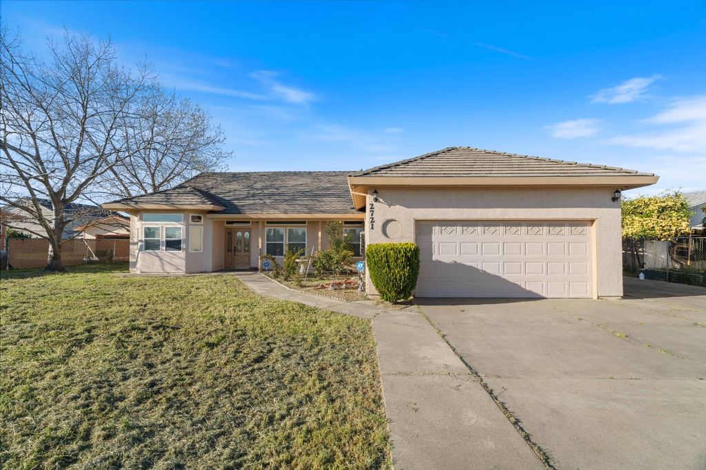 2721 Lock Ave, Sacramento, CA 95822