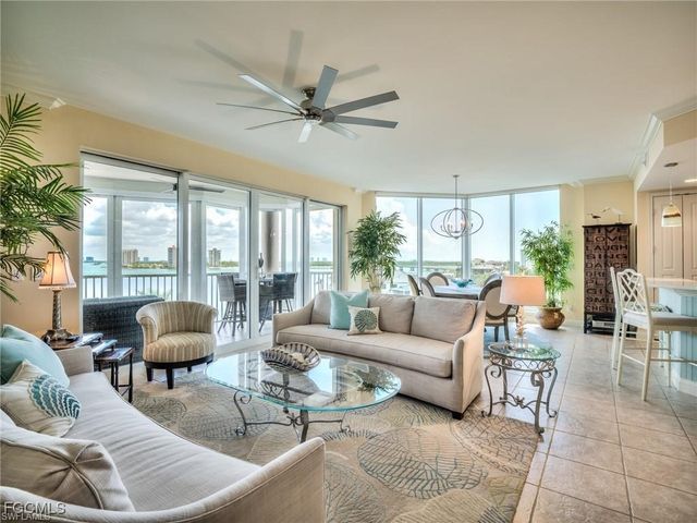 4137 Bay Beach LN 556, Fort Myers Beach, FL 33931