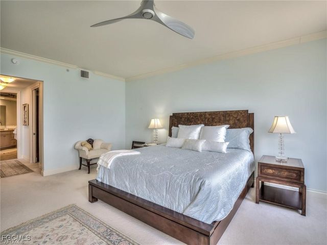 4137 Bay Beach LN 556, Fort Myers Beach, FL 33931