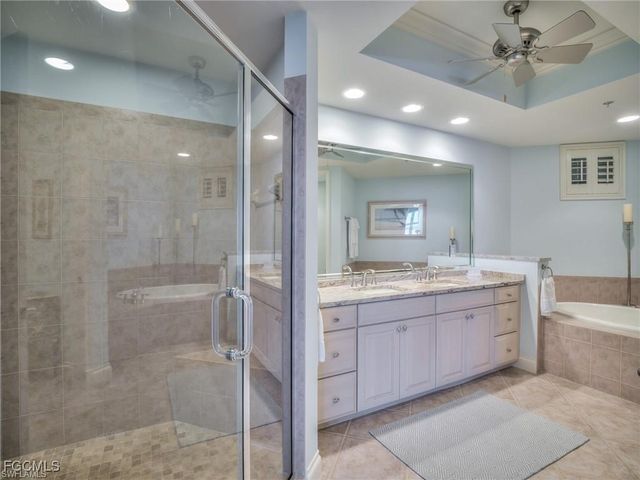 4137 Bay Beach LN 556, Fort Myers Beach, FL 33931