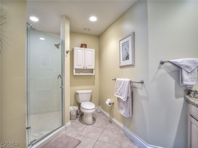 4137 Bay Beach LN 556, Fort Myers Beach, FL 33931