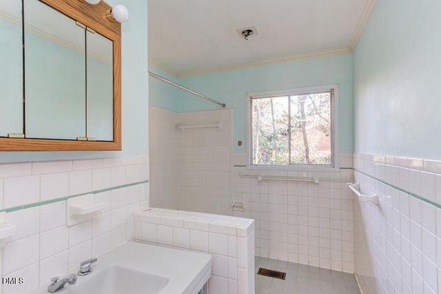 806 Kings Mill Road, Chapel Hill, NC 27517