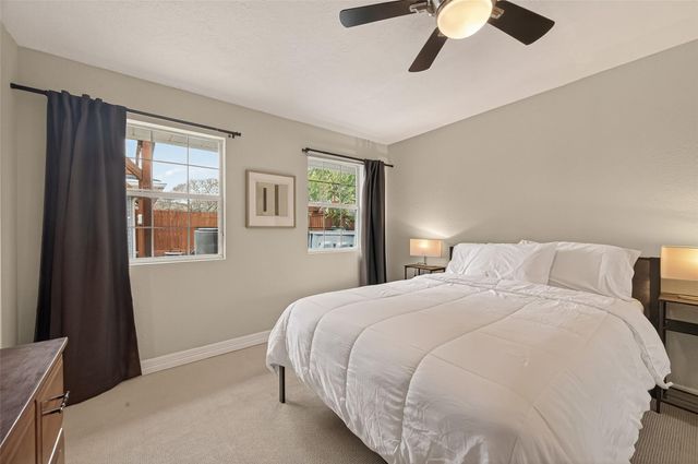 11102 Hillcroft Avenue, Houston, TX 77096