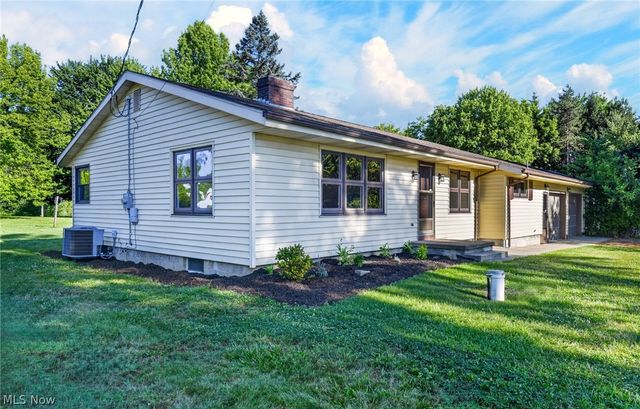 4179 Fairfield School Road, Leetonia, OH 44431