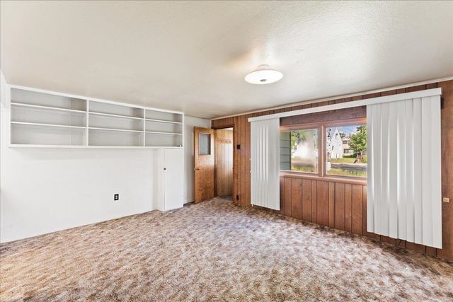 317 MINNIE STREET, Fairbanks, AK 99701