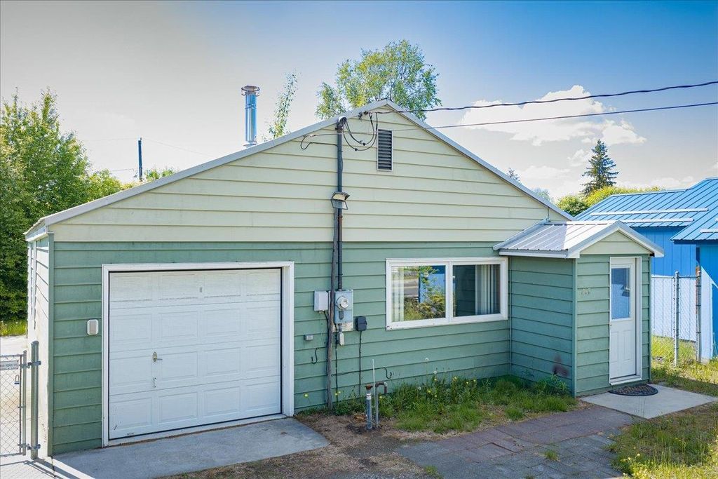 317 MINNIE STREET, Fairbanks, AK 99701