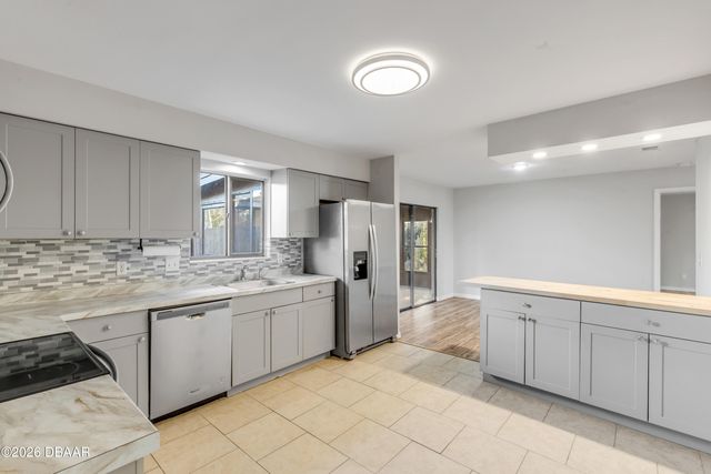 1842 Evergreen Drive, Edgewater, FL 32141