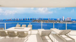 220 Lake Shore Drive 812, Lake Park, FL 33403