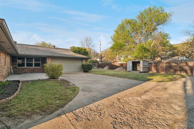 1626 Post Oak Drive, Irving, TX 75061