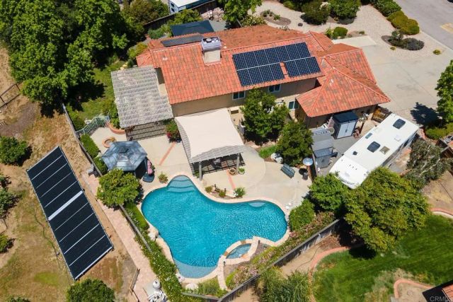 8866 Bridle Run, Alpine, CA 91901