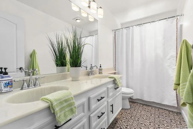 8866 Bridle Run, Alpine, CA 91901