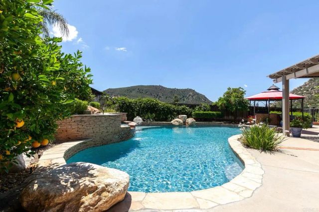 8866 Bridle Run, Alpine, CA 91901