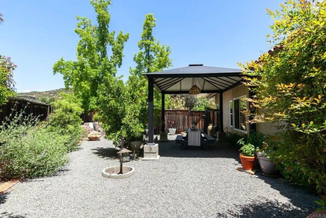 8866 Bridle Run, Alpine, CA 91901