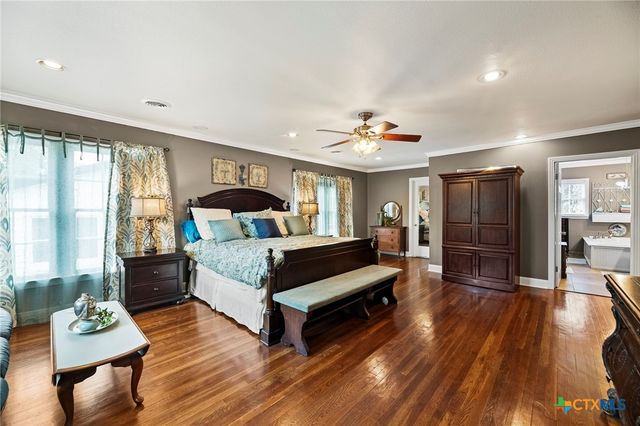 1001 N Adams Street, Beeville, TX 78102