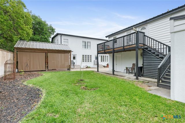 1001 N Adams Street, Beeville, TX 78102