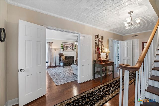 1001 N Adams Street, Beeville, TX 78102