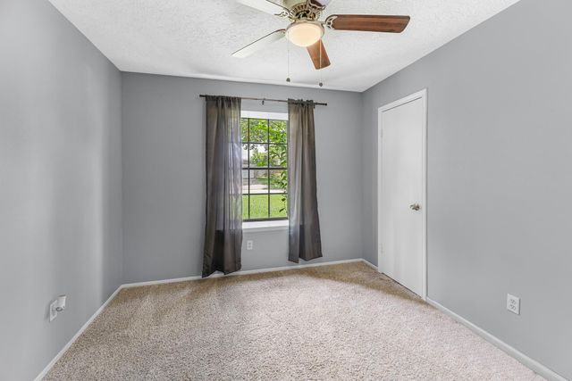 422 Capehill Drive, Houston, TX 77598