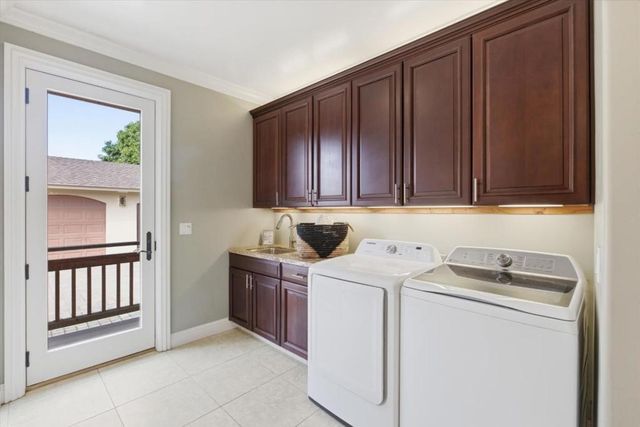 155 W Rosemary Lane, Campbell, CA 95008