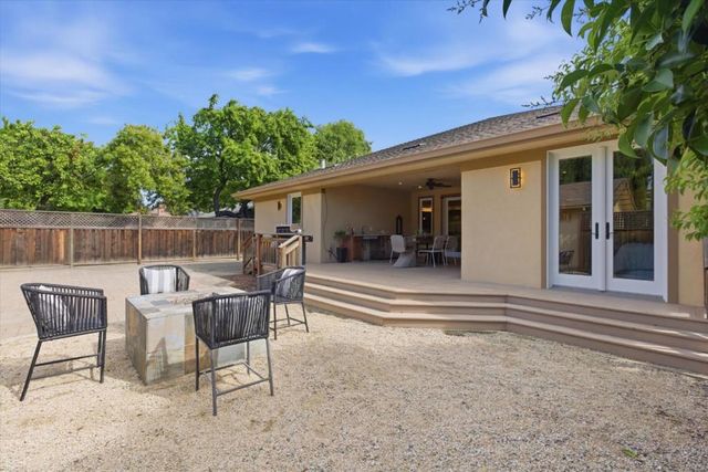 155 W Rosemary Lane, Campbell, CA 95008