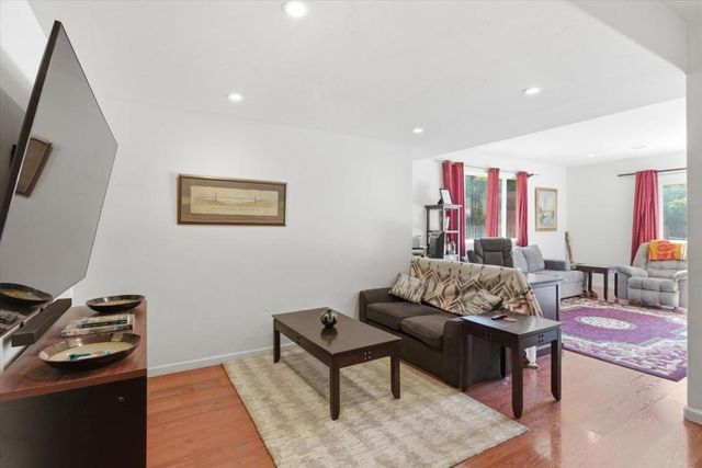 155 W Rosemary Lane, Campbell, CA 95008