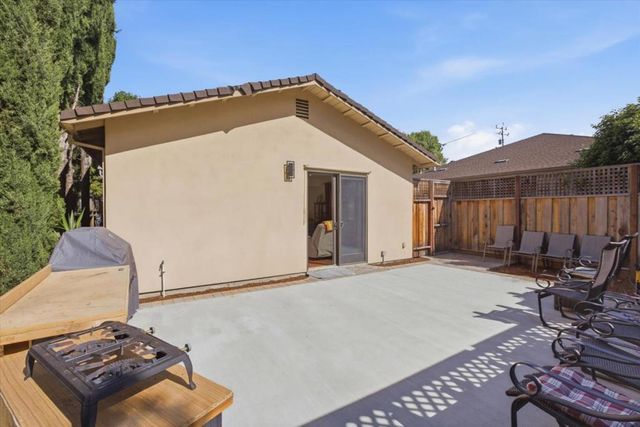 155 W Rosemary Lane, Campbell, CA 95008